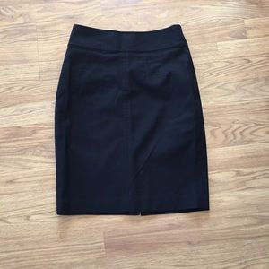 Banana Republic Black Canvas Pencil Skirt Size 4 EUC